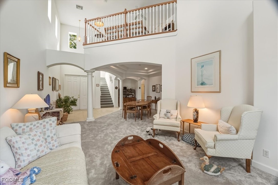 9346 Spanish Moss Way