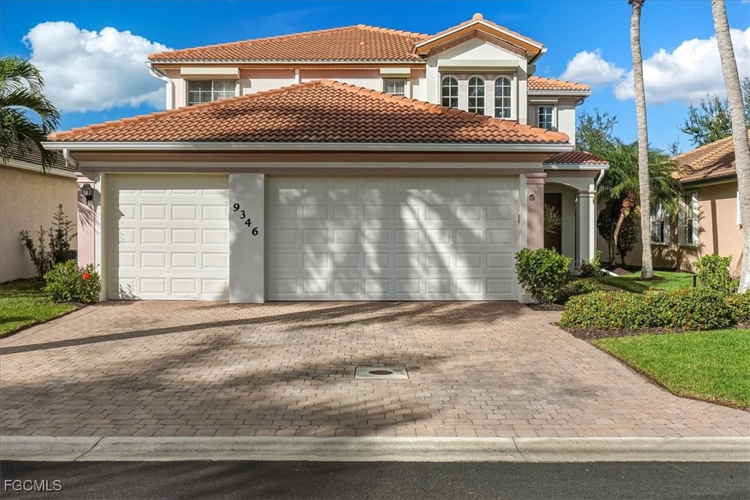 9346 Spanish Moss Way