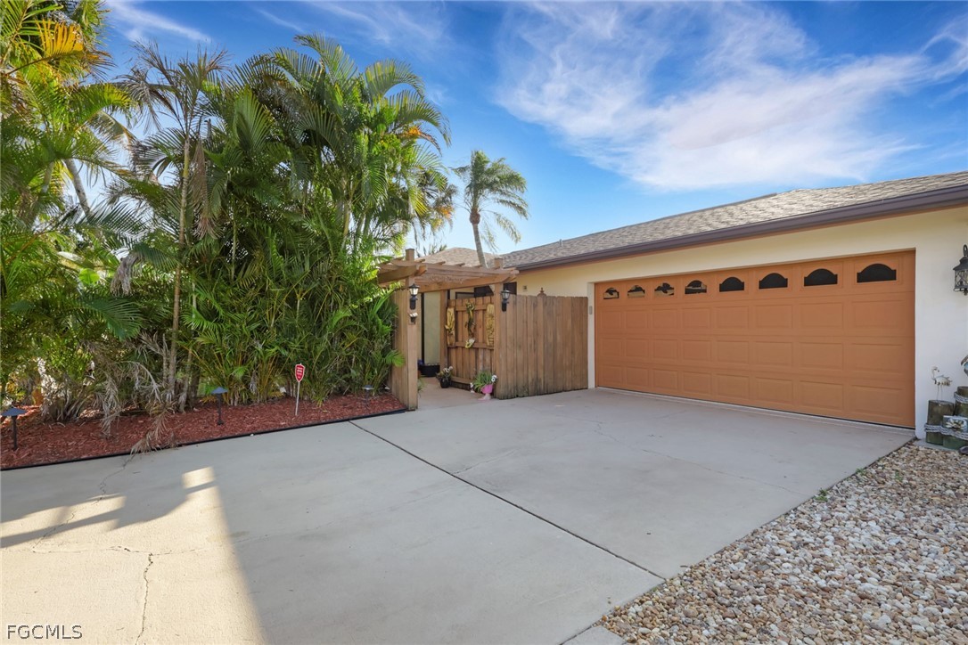 4419 N Pacific Circle