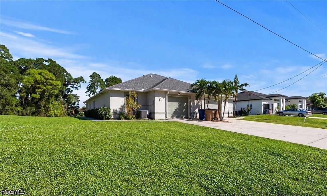 5032/5034 Locke Lane