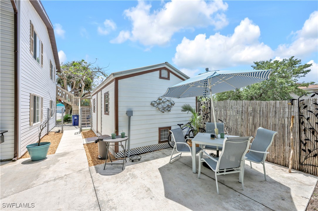 17209/17211 Whitewater Court