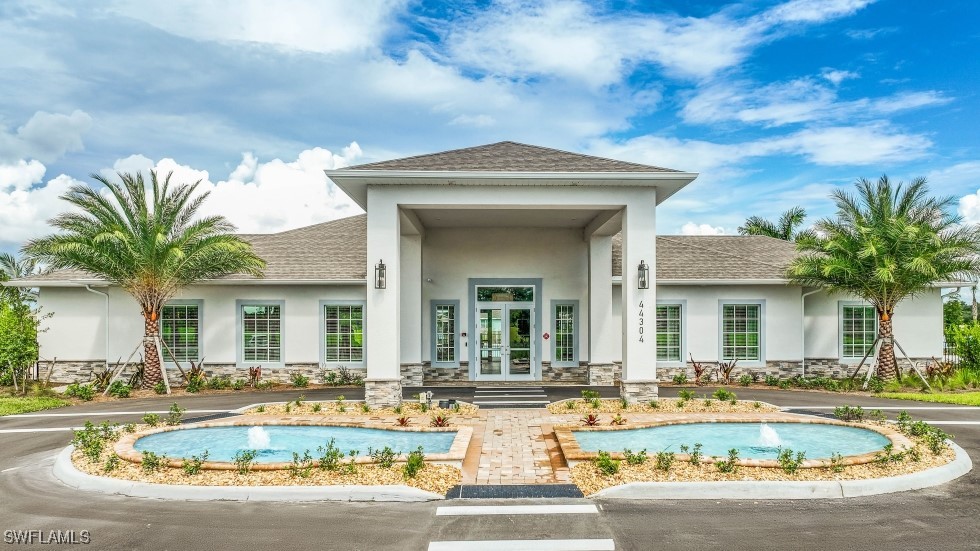44591 PALM FROND Drive