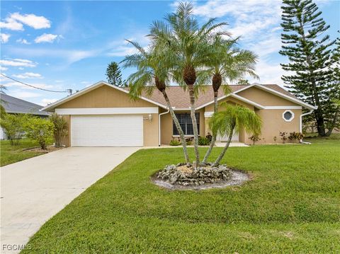 2306 SE 8th Street Cape Coral FL 33990