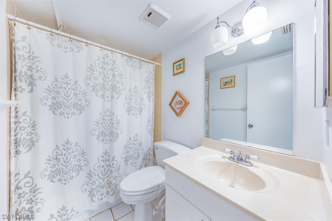 1714 Kings Lake Boulevard 2-103
