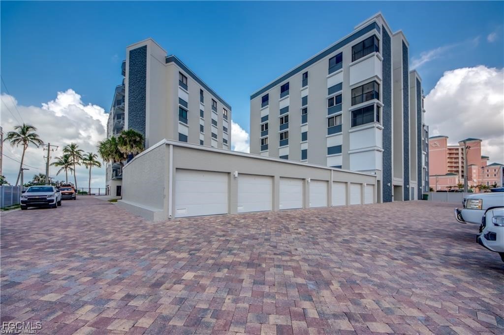 392 Estero Boulevard 305