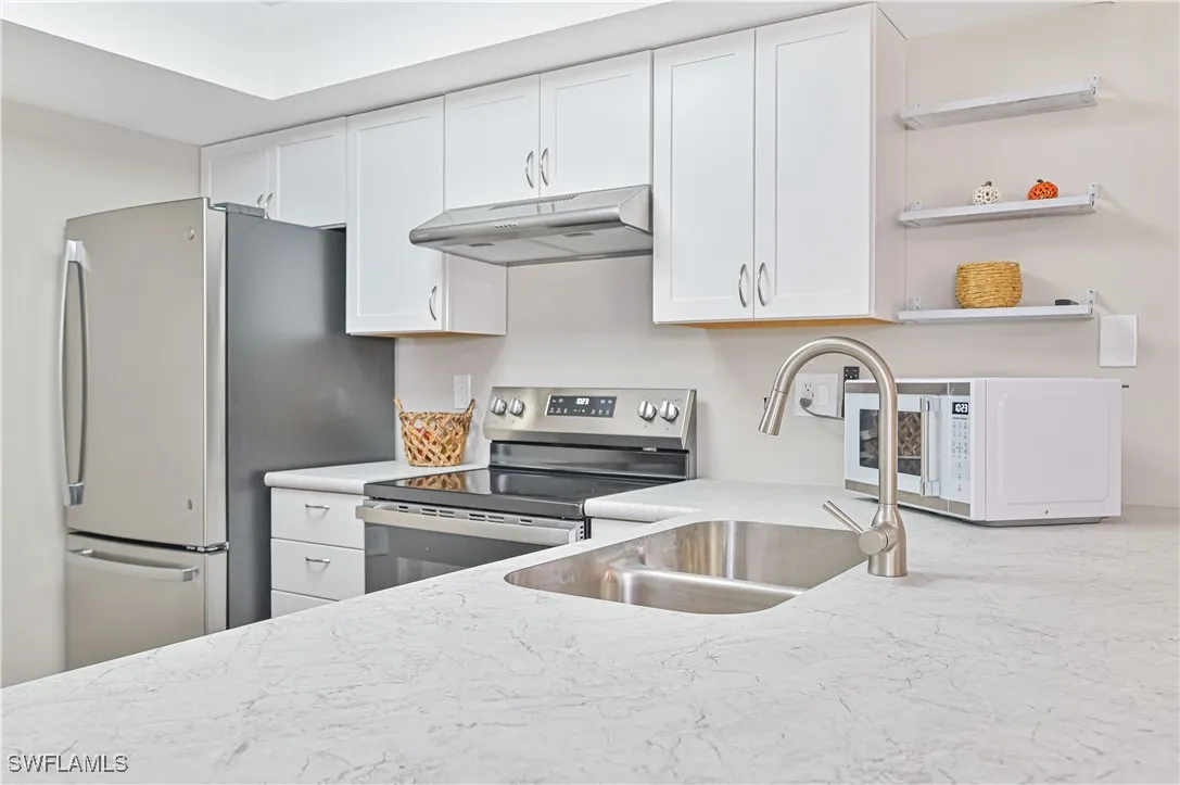 North Fort Myers, Florida 33917, United States, 2 Bedrooms Bedrooms, ,2 BathroomsBathrooms,Residential,Active,118601