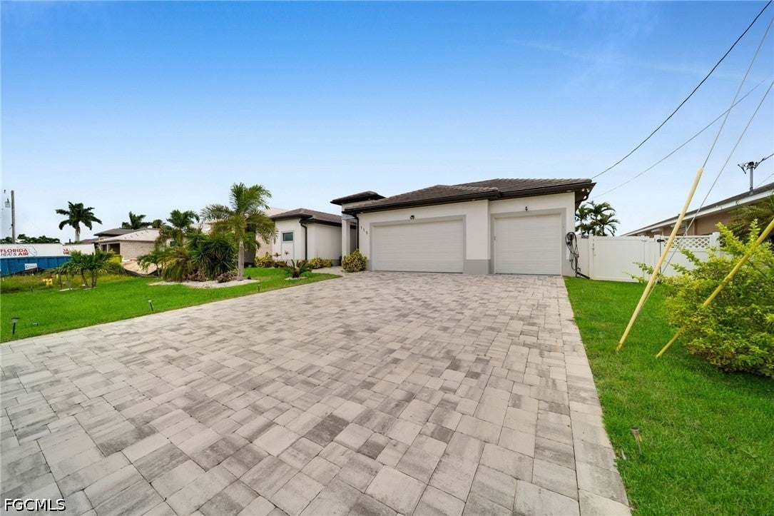 115 NW 33rd Avenue