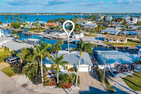 11860 Island Avenue Matlacha FL 33993