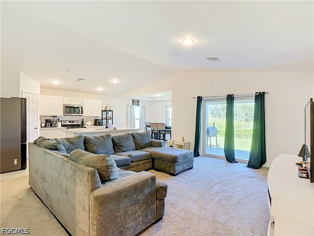 2608 71 st W Drive