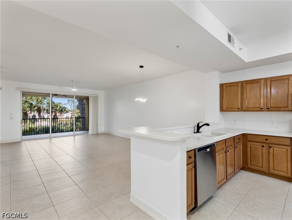 20930 ISLAND SOUND Circle 204