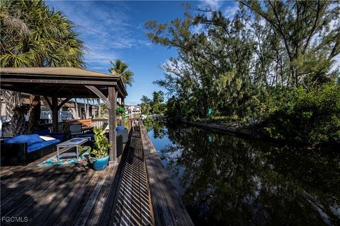 Tiny photo for 5705 Harbour Club Road, Fort Myers, FL 33919 (MLS # 2025009372)