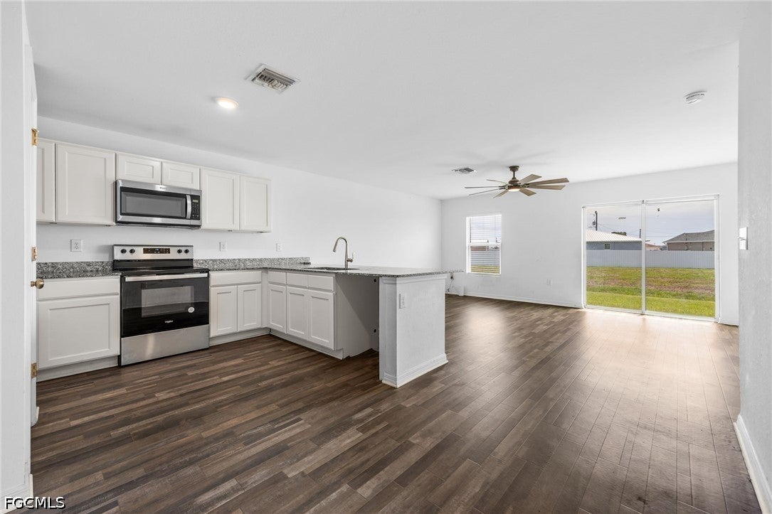 8043 Mangrove Circle