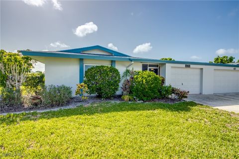 Photo of 5549 Westwind Lane, Fort Myers, FL 33919 (MLS # 225054763) Photo of 5549 Westwind Lane, Fort Myers, FL 33919 (MLS # 225054763)
