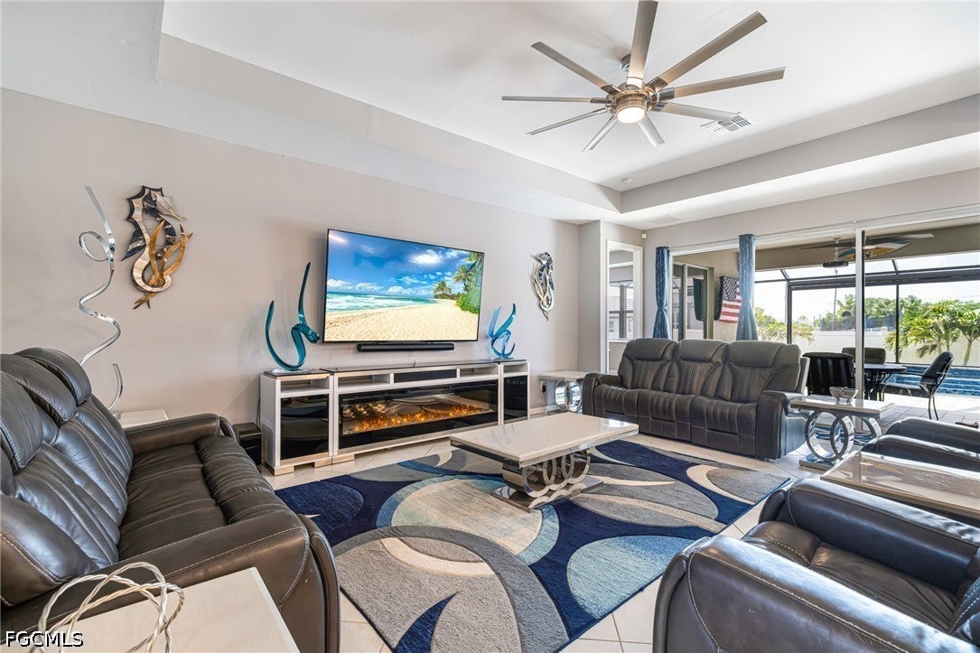 1262 N Gator Circle
