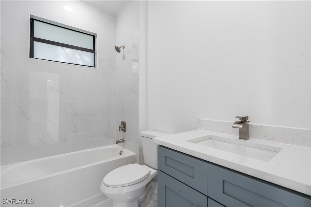 3201 57th Street W