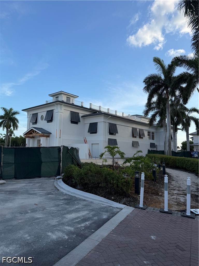 4700 Yacht Harbor Drive 622