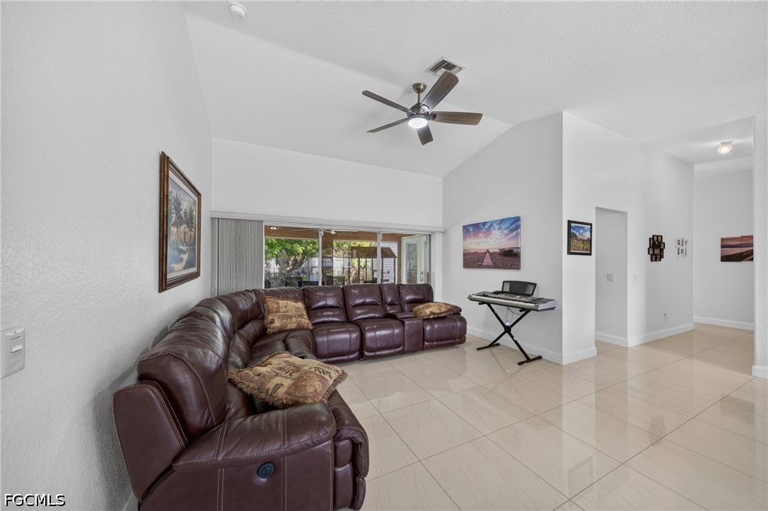 622 SE 10th Avenue