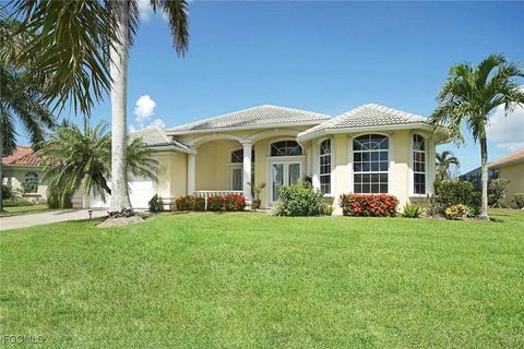 Photo of 4126 SW 27th Avenue, Cape Coral, FL 33914 (MLS # 2025017092) Photo of 4126 SW 27th Avenue, Cape Coral, FL 33914 (MLS # 2025017092)