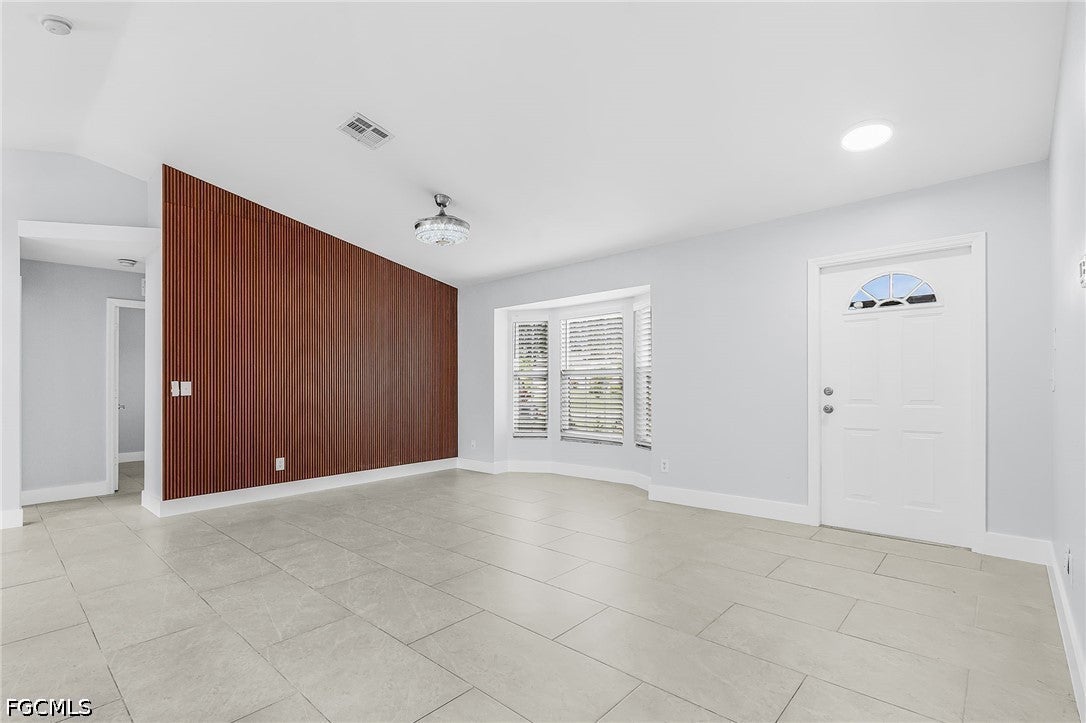 4407 6th Street W