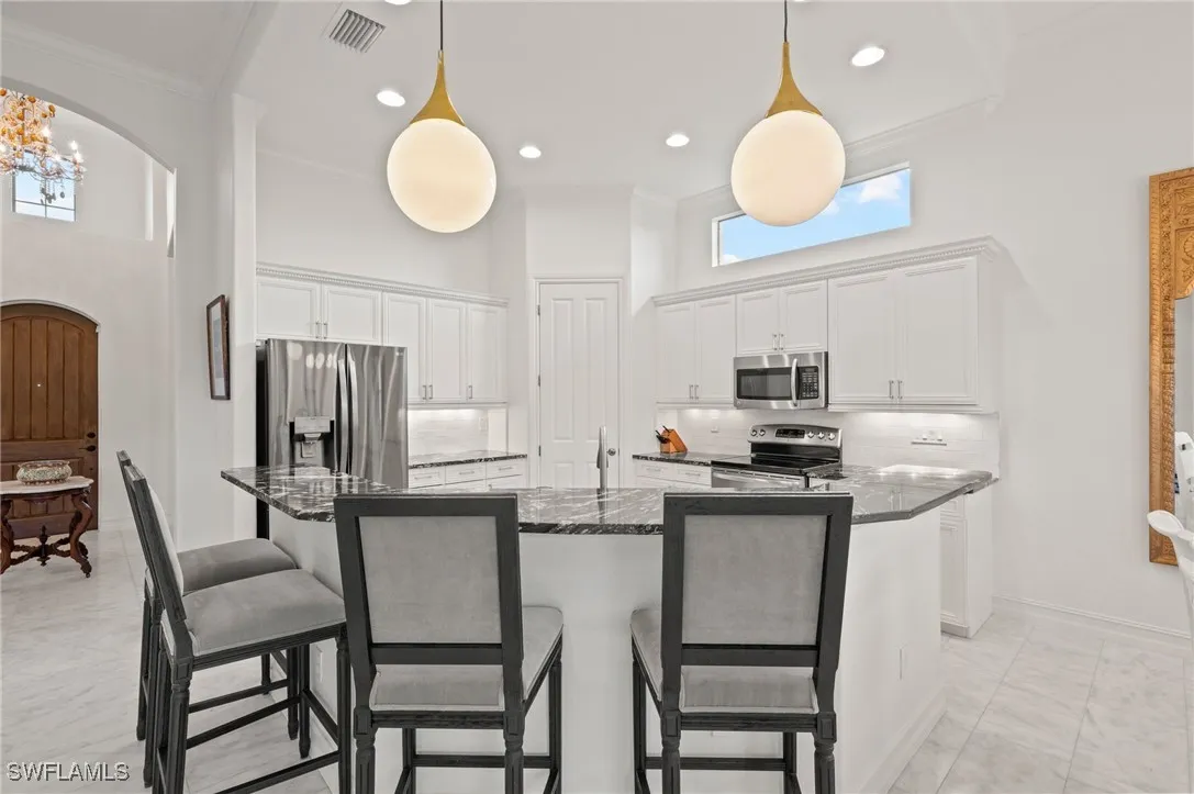 Naples, Florida 34110, United States, 3 Bedrooms Bedrooms, ,2 BathroomsBathrooms,Residential,Active,171676