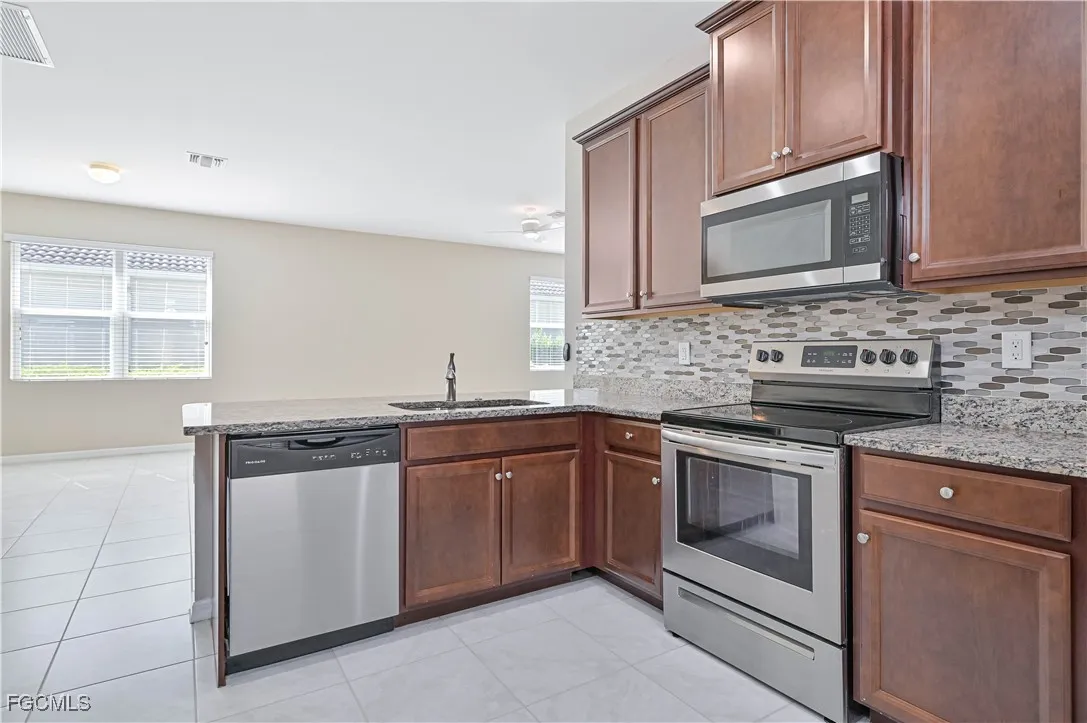 Alva, Florida 33920, United States, 3 Bedrooms Bedrooms, ,2 BathroomsBathrooms,Residential,Active,240095