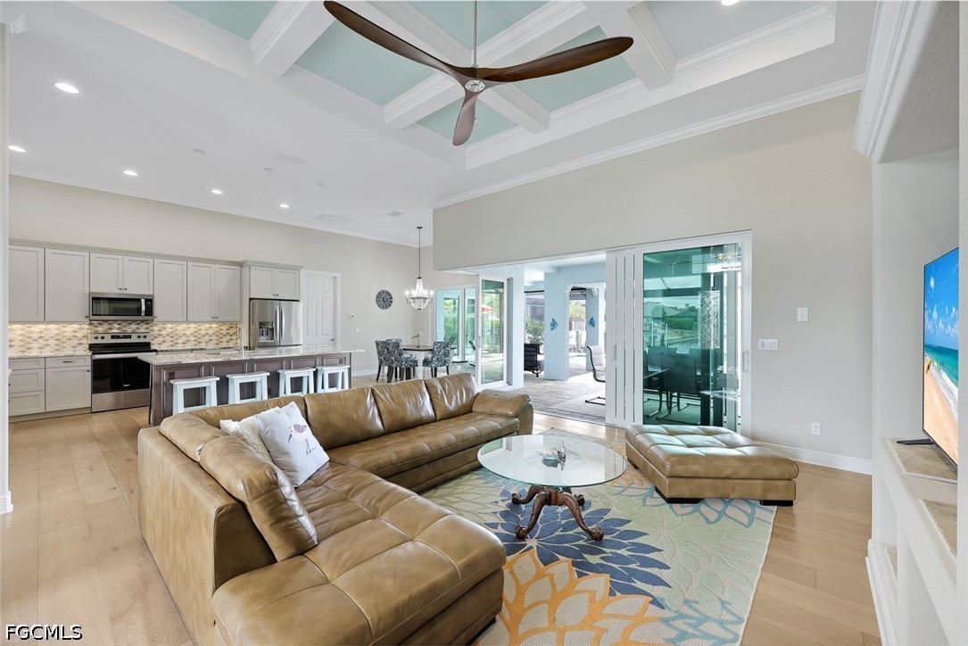 1927 SW 47th Terrace