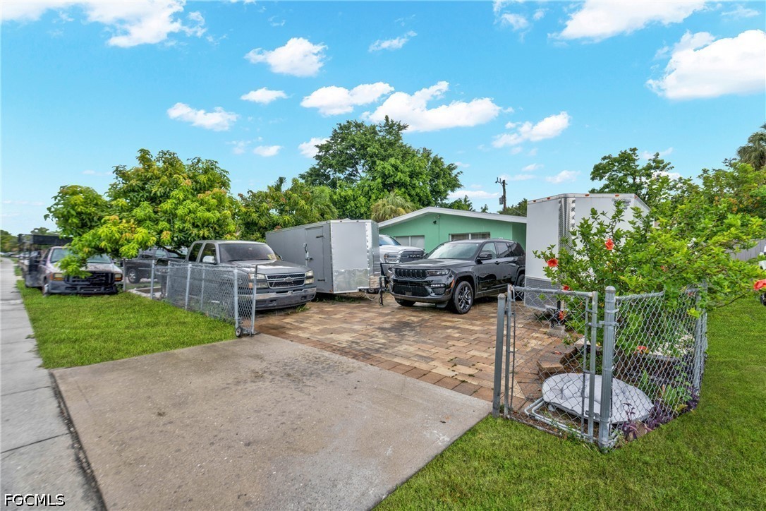 Photo 1 of 34 — 1847 Maple Drive, Fort Myers, FL 33907