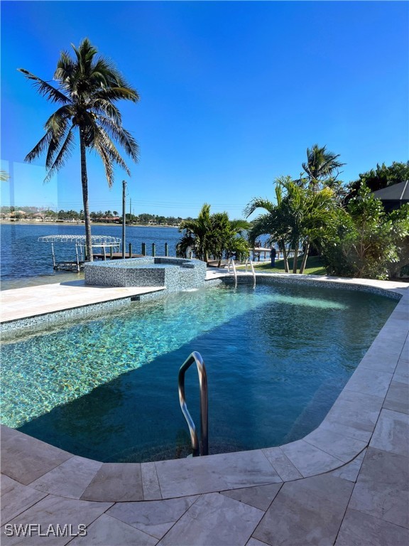 5460 Harborage Drive