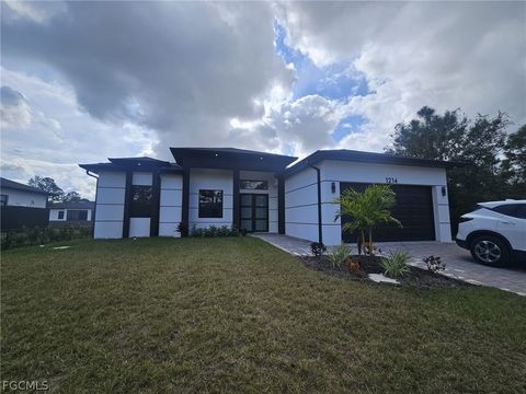 203 Wells Avenue Lehigh Acres FL 33936