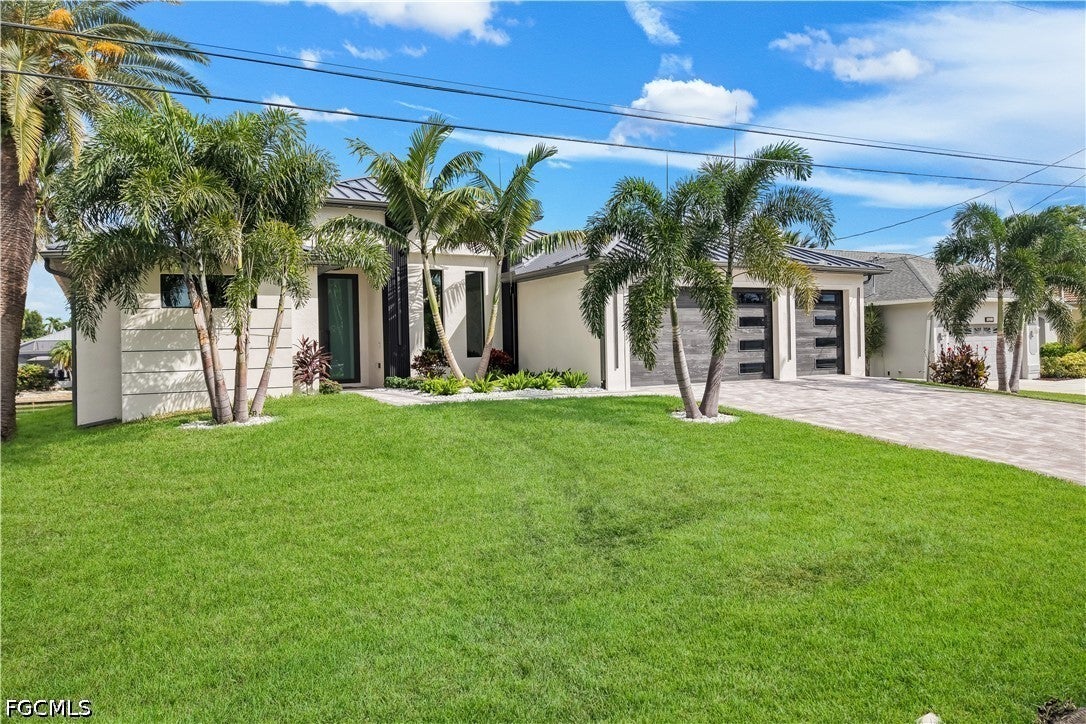 4611 SW 5th Place
