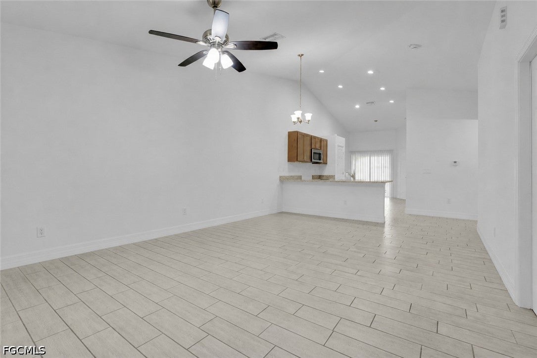 2412/2414 Richard Avenue S