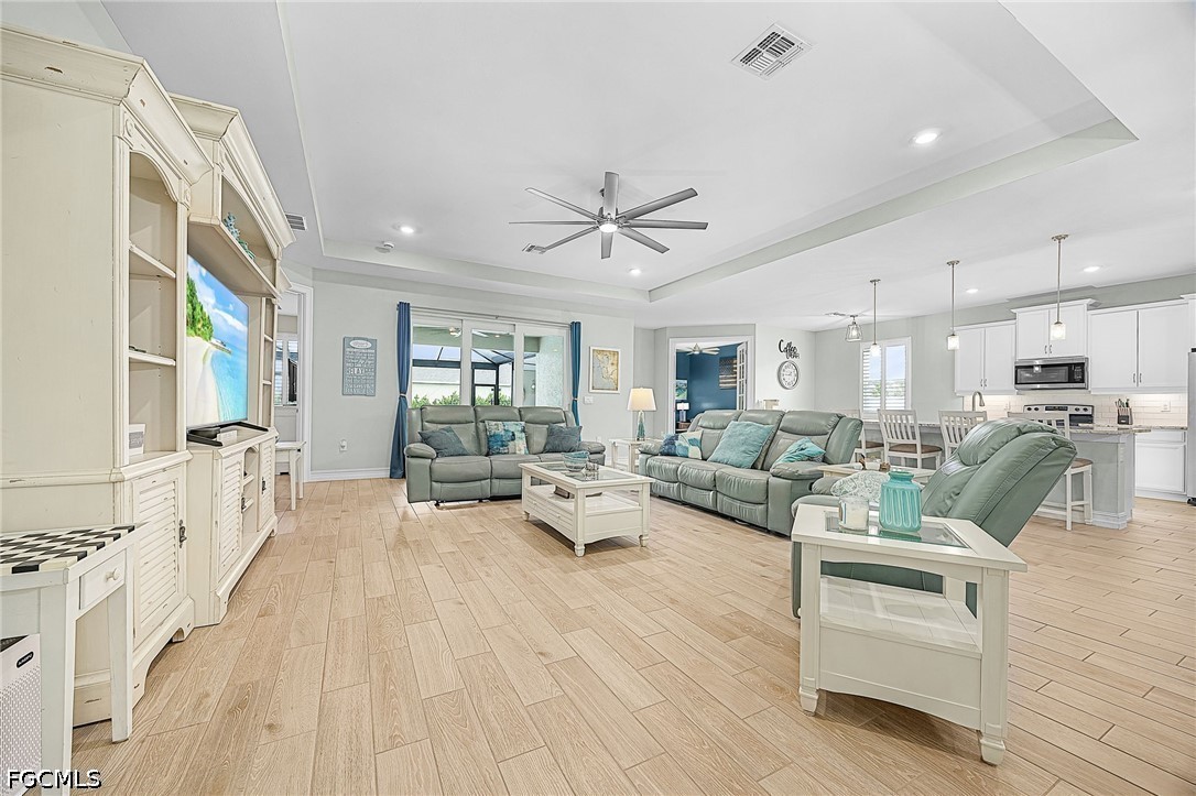 1207 NW 4th Street