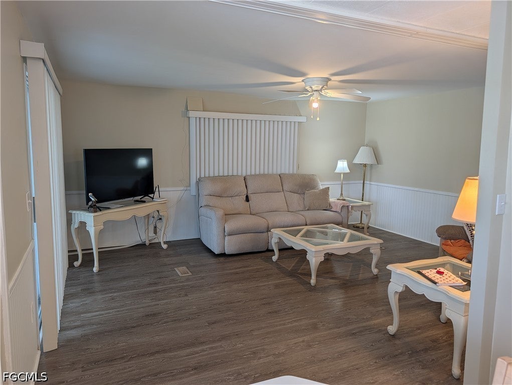810 Hollyberry Court
