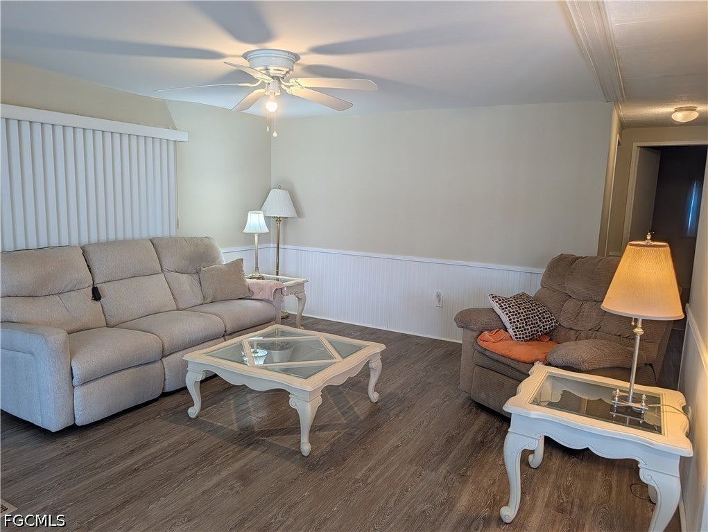 810 Hollyberry Court