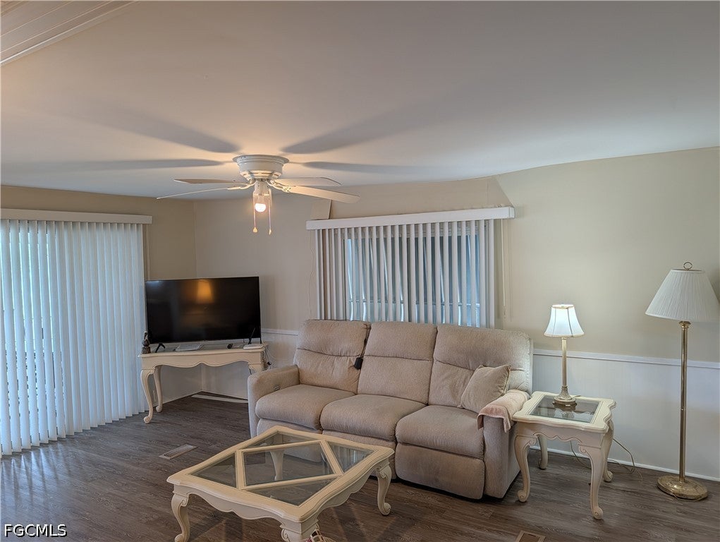 810 Hollyberry Court