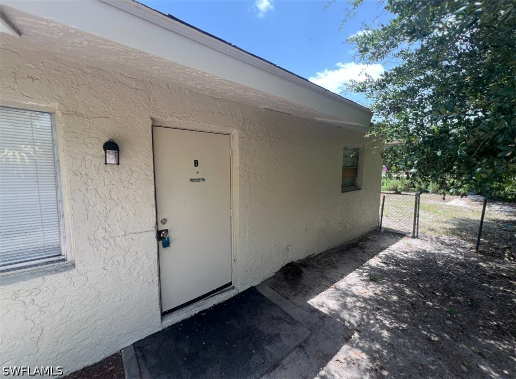 Photo 1 of 7 — 3150 Economy Street B, Fort Myers, FL 33916