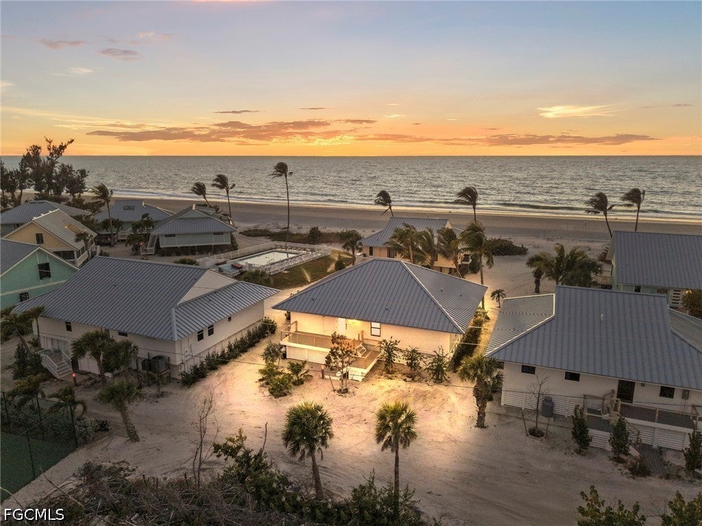 25 Beach Homes