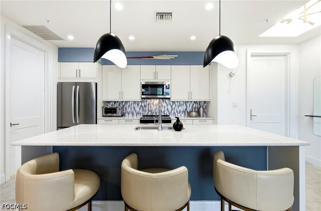 1111 Central Avenue 401