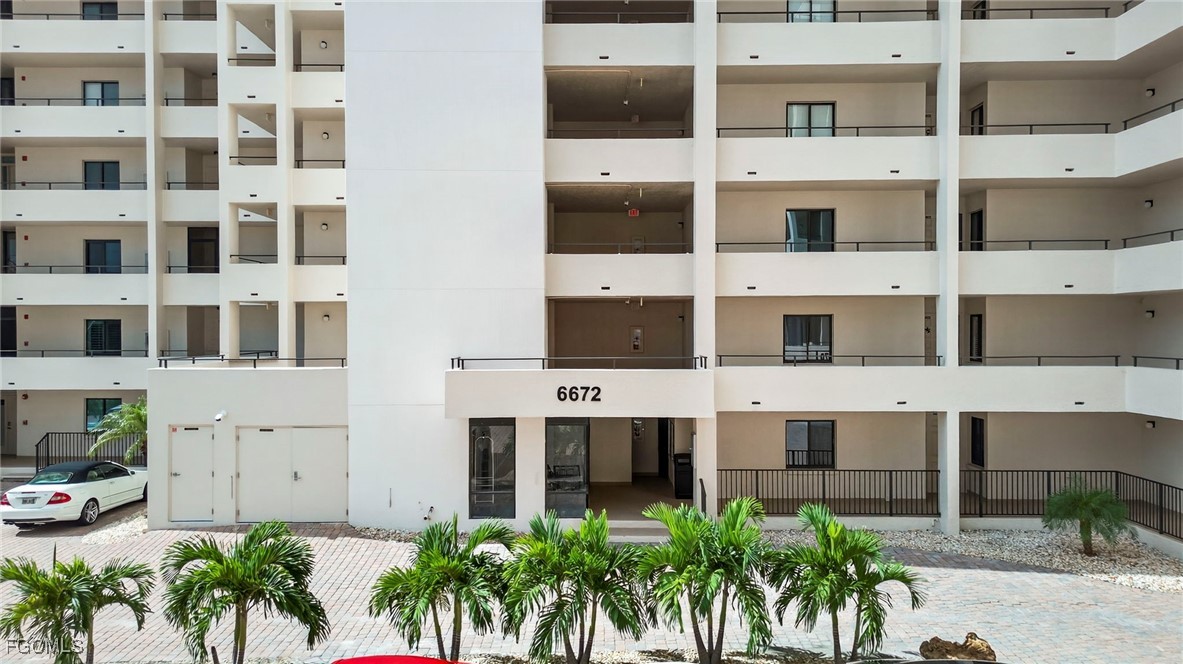 6672 Estero Boulevard A106