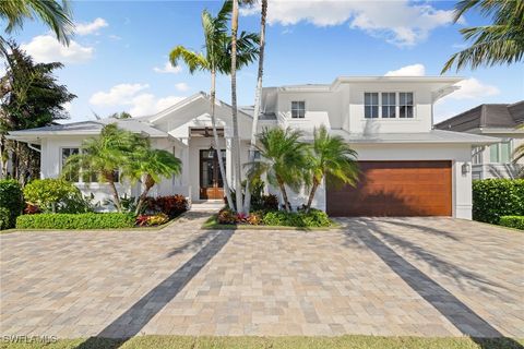1521 Pelican Avenue Naples FL 34102