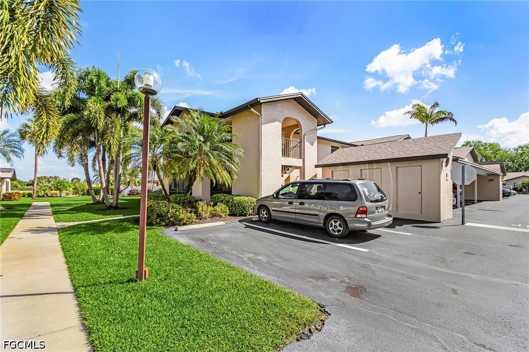 10101 Maddox Lane 201