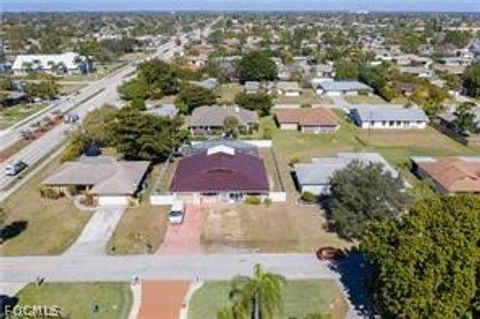 905 SE 27th Terrace Cape Coral FL 33904