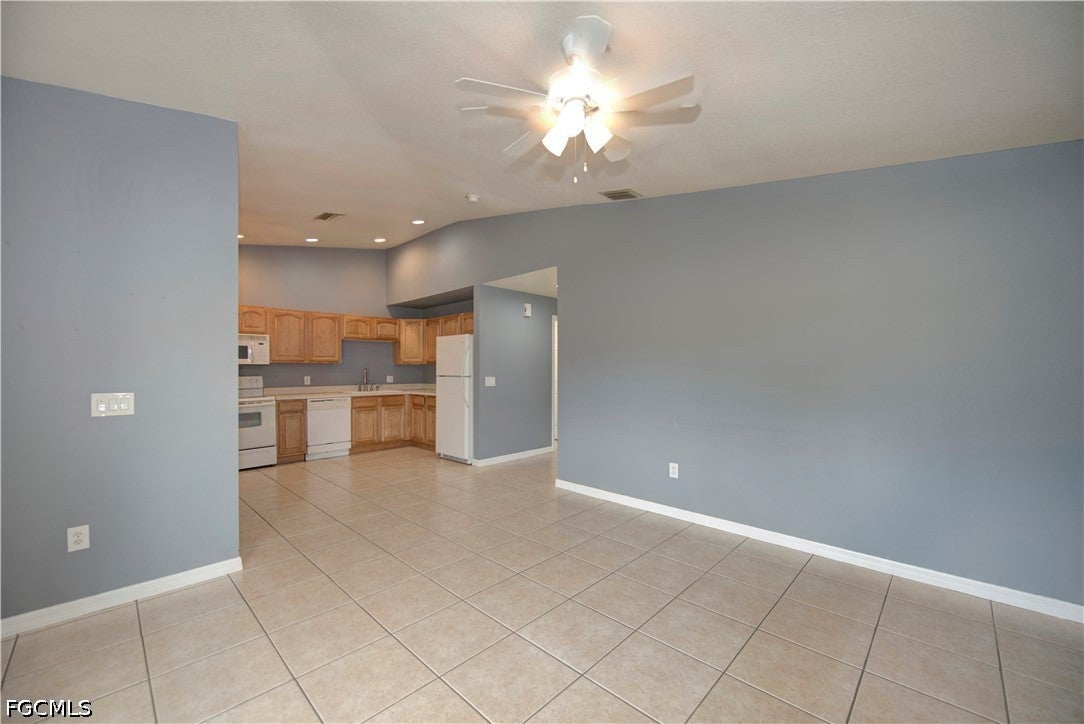 4402 Douglas Lane