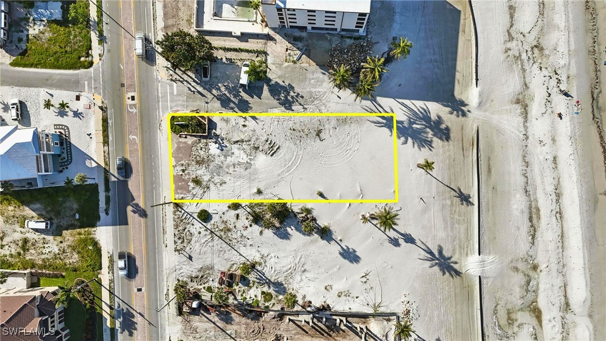 4360 Estero Boulevard