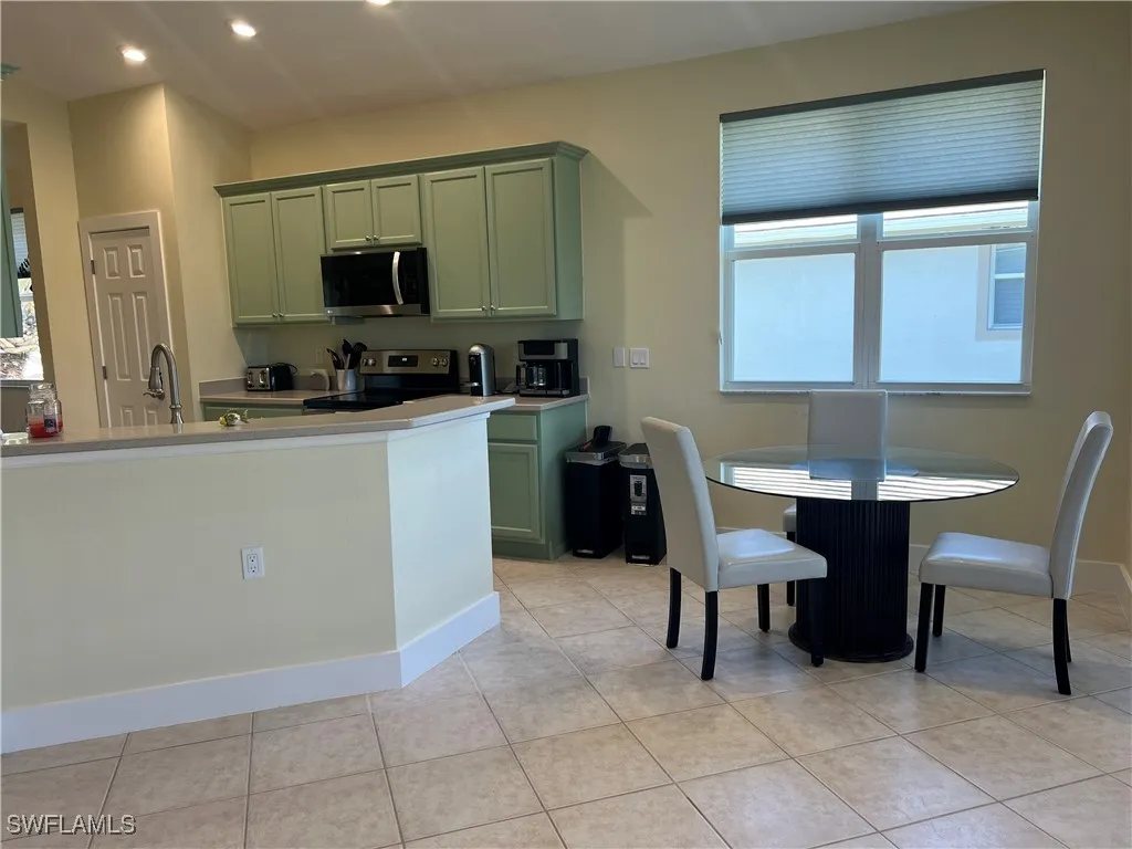 Naples, Florida 34113, United States, 3 Bedrooms Bedrooms, ,2 BathroomsBathrooms,Residential,Active,226317