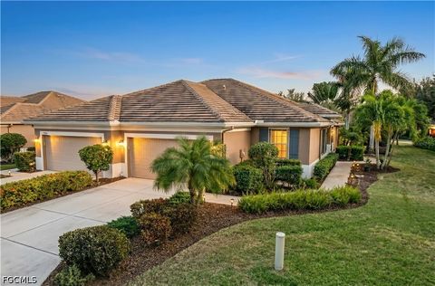 10695 Camarelle Circle Fort Myers FL 33913