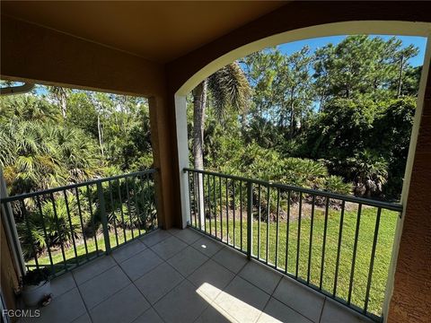 1270 Wildwood Lakes Boulevard 202 Naples FL 34104