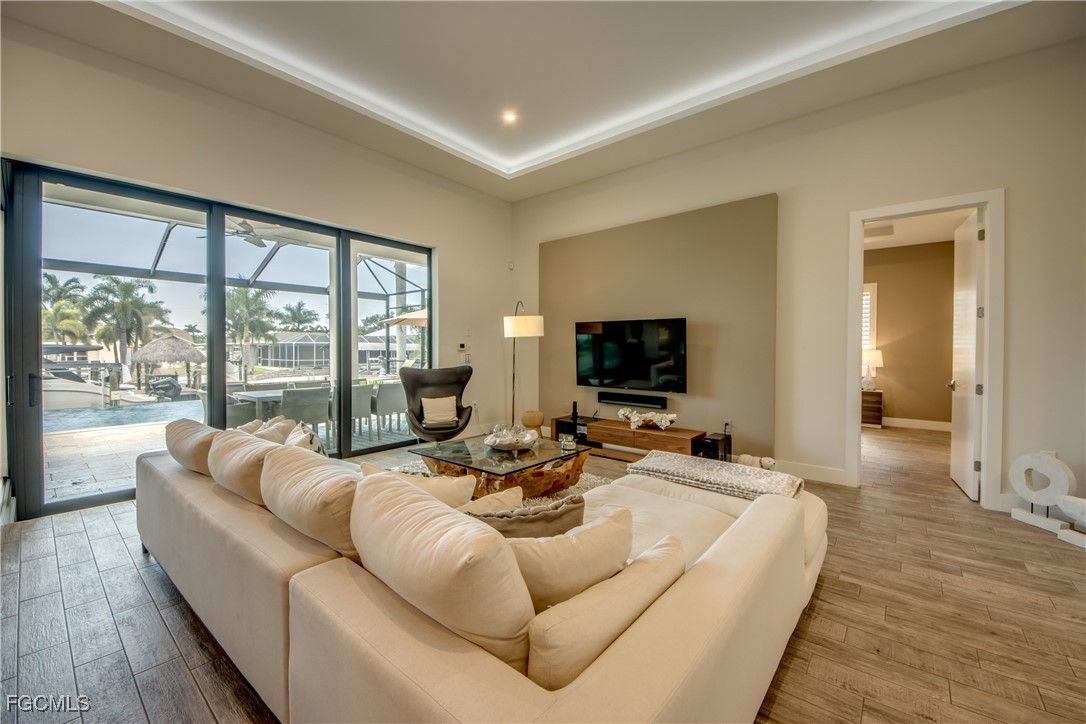 818 Montclaire Court