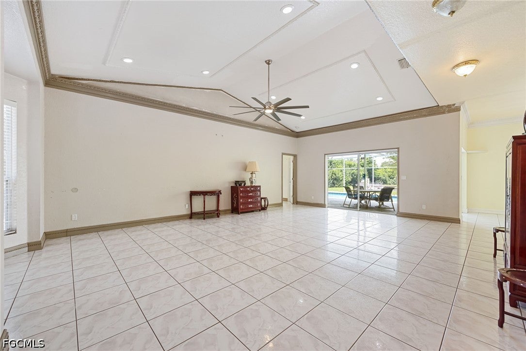 4925 Skates Circle