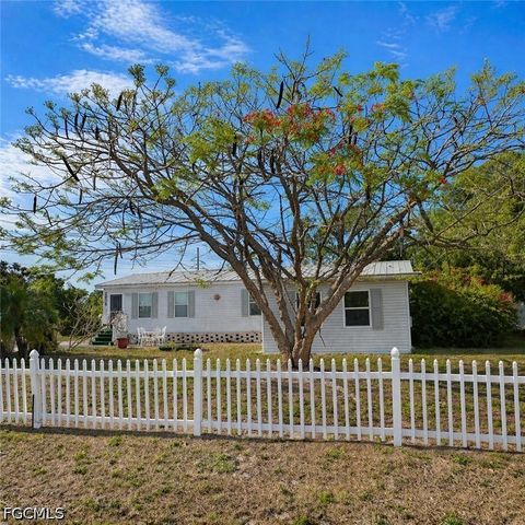 Tiny photo for 2520 Brownell Court, North Fort Myers, FL 33917 (MLS # 2026018473)